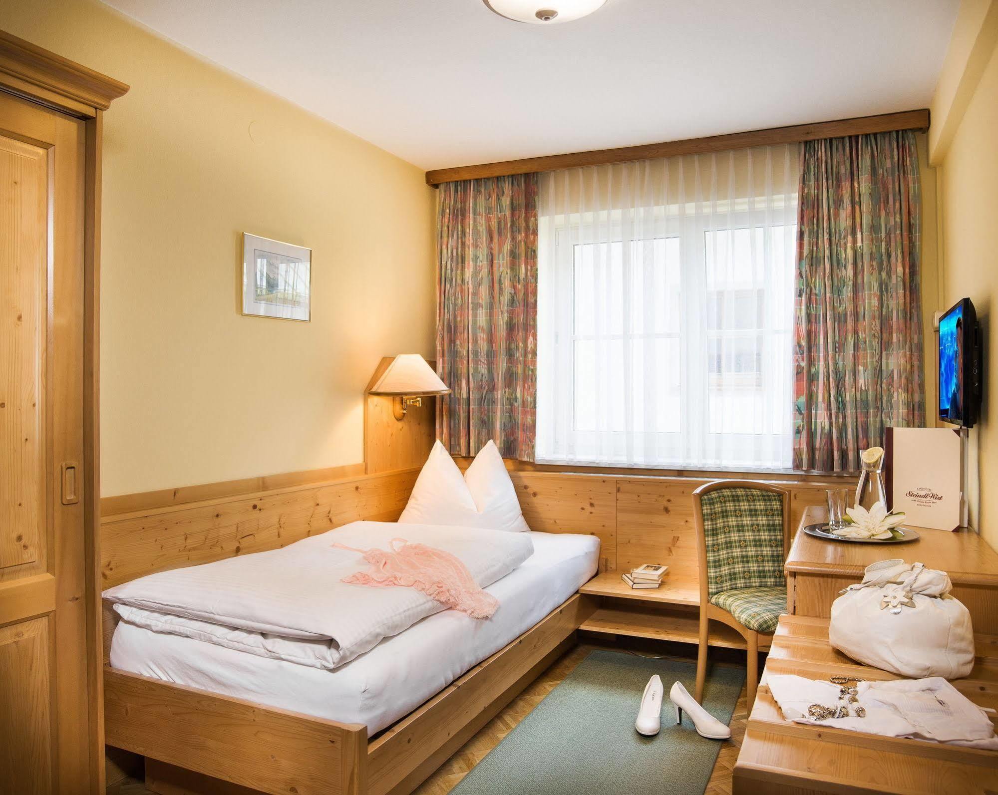 Landhotel Steindlwirt Дорфгаштайн Экстерьер фото