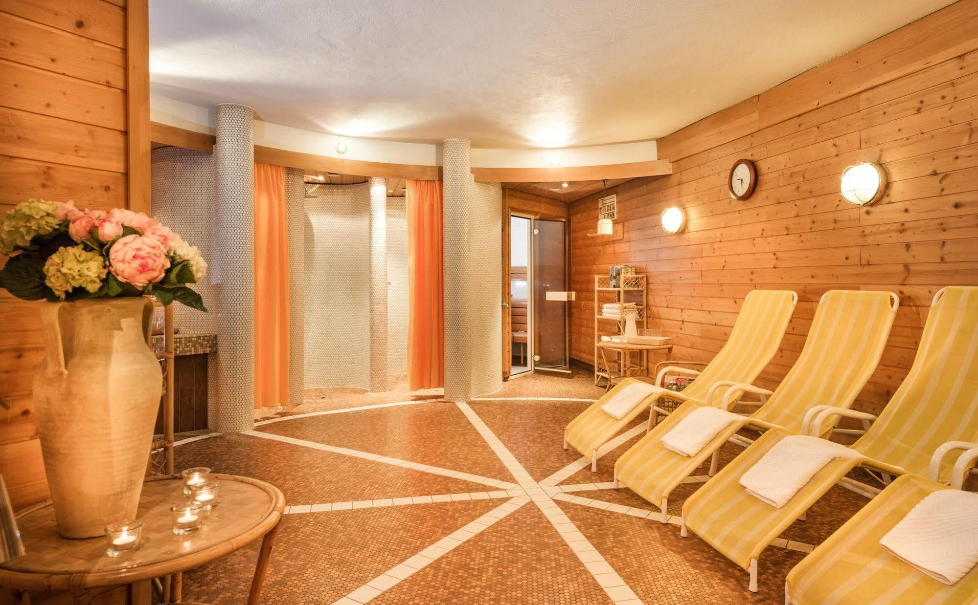 Landhotel Steindlwirt Дорфгаштайн Экстерьер фото